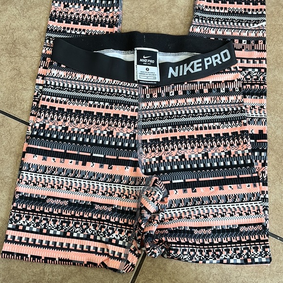 Nike Pro Dri-Fit Geometric Athletic Pants - Picture 2 of 6